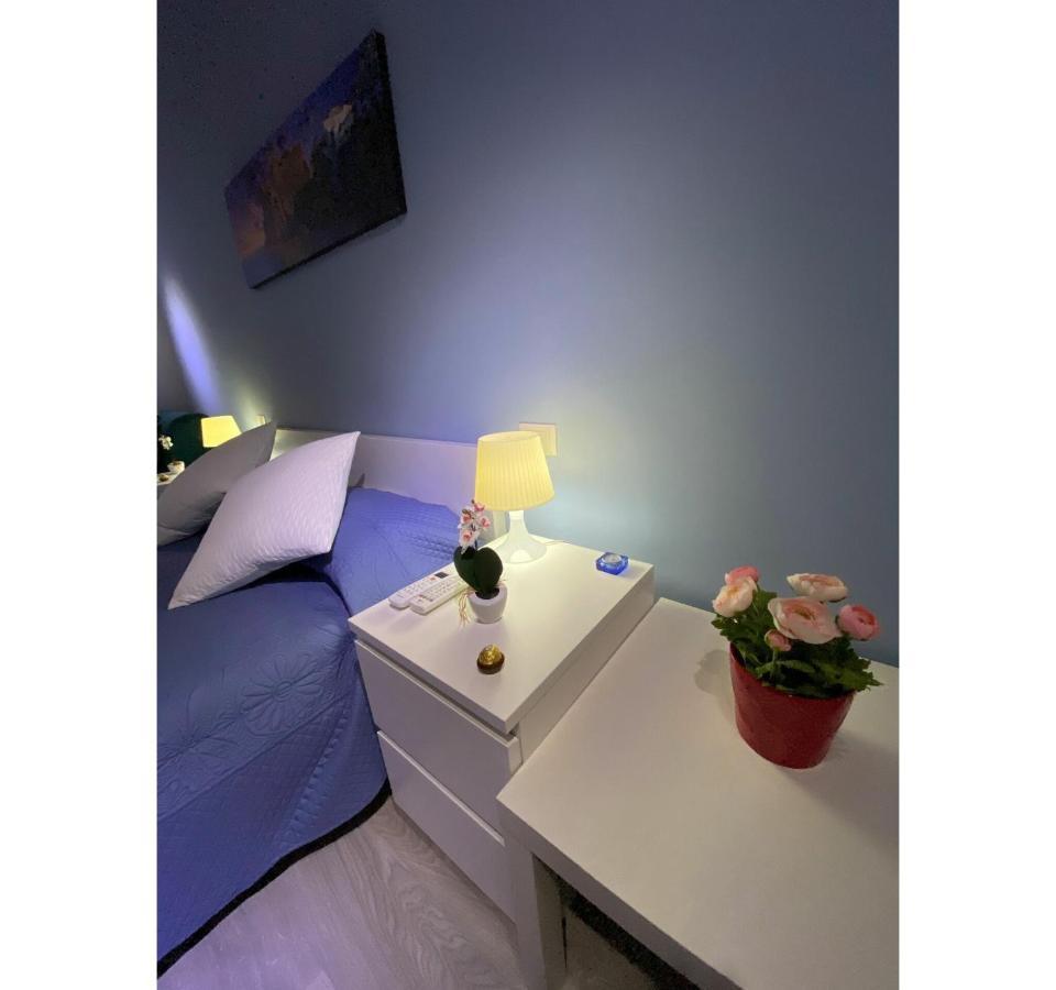 Bnb Archimede Aeroporto di Catania Fontana Rossa Esterno foto