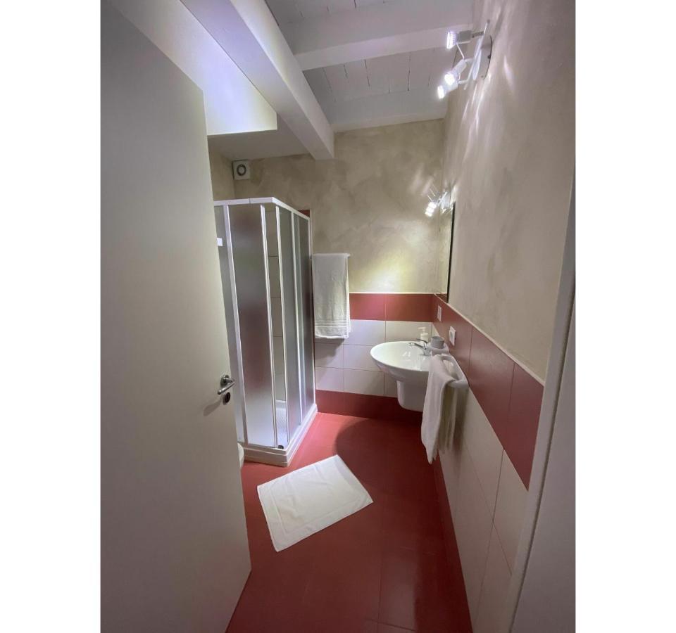 Bnb Archimede Aeroporto di Catania Fontana Rossa Esterno foto